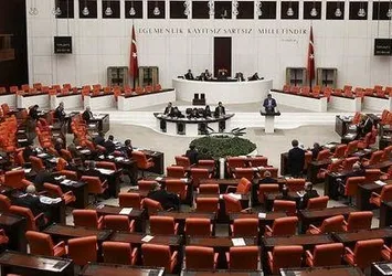 Anayasa teklifinin 15. ve 16. maddeleri de kabul edildi