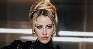 Derya Uluğ’a konserde saldırı!