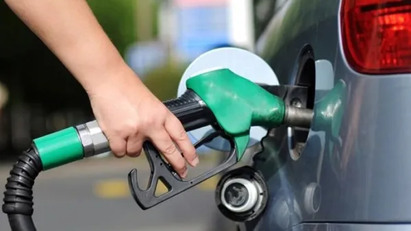 26-kasim-akaryakit-fiyatlari-benzine-motorine-zam-var-mi-benzin-motorin-lpg-ne-kadar-oldu-1637844639133.jpg 26 Kasım akaryakıt fiyatları! Benzine, motorine zam var mı? Benzin, motorin, LPG ne kadar oldu? - 2