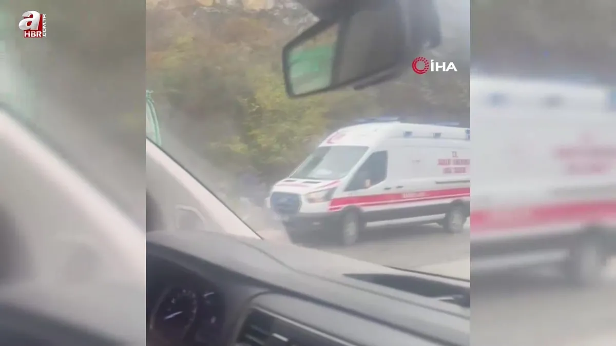 Kamyonla otomobil çarpıştı: 1 ölü, 1 yaralı