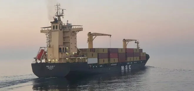 Haydarpaşa açıklarında Liberya bayraklı konteyner gemisi arıza yaptı