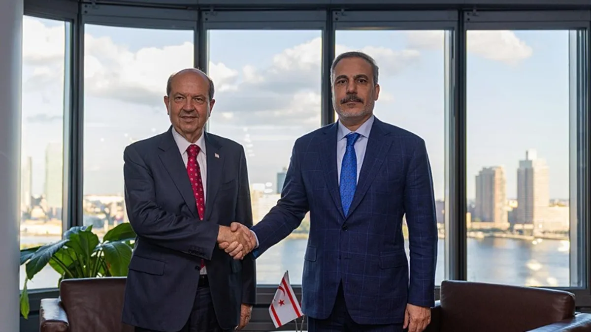 Dışişleri Bakanı Hakan Fidan, KKTC Cumhurbaşkanı Ersin Tatar ile New York'ta görüştü