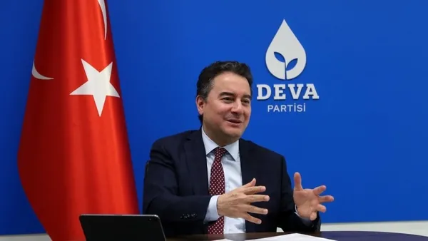 1673621669470.jpg Davutoğlu'ndan sonra yeni kriz! Ali Babacan'dan altılı masayı karıştıracak çıkış: "Benim ismimde mutabık kalırlarsa rahat seçilirim"