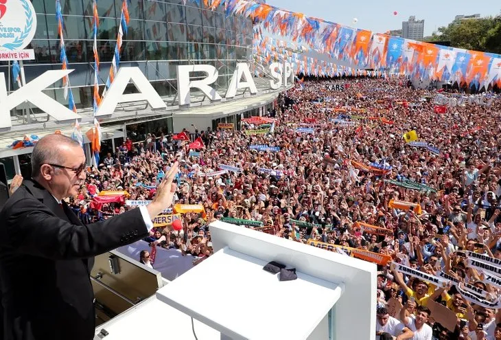 AK Parti’de büyük gün! Binler toplandı