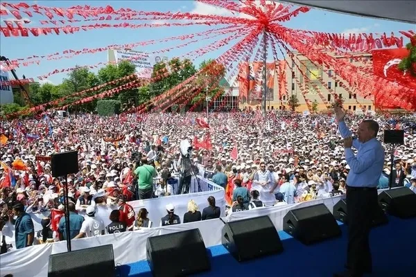 Başkan Erdoğan sahaya iniyor! Yerel seçimler mesaisi için 7 bölge 50 ilde miting