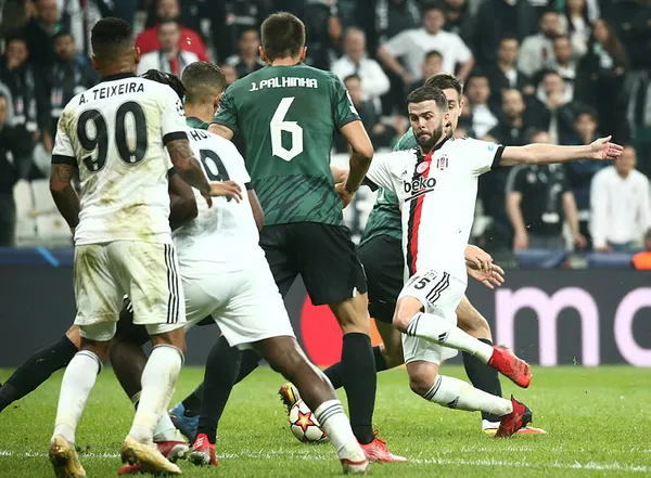 besiktas-teknik-direktoru-sergen-yalcin-sporting-lizbon-maci-sonrasi-konustu-maclari-kaybediyoruz-gercek-bu-degil-bu-goruntu-fake-1634673429708.jpg Beşiktaş Teknik Direktörü Sergen Yalçın Sporting Lizbon maçı sonrası konuştu: Maçları kaybediyoruz gerçek bu değil bu görüntü fake - 4