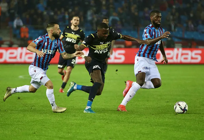 Trabzonspor Kulüp Başkanı Ahmet Ağaoğlu'ndan Fenerbahçe maçı ve penaltı yorumu - 4