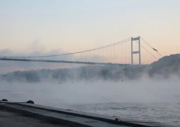 İstanbul Boğazı'nda eşsiz görüntü