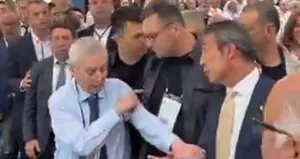 Fenerbahçe divan toplantısında gerginlik