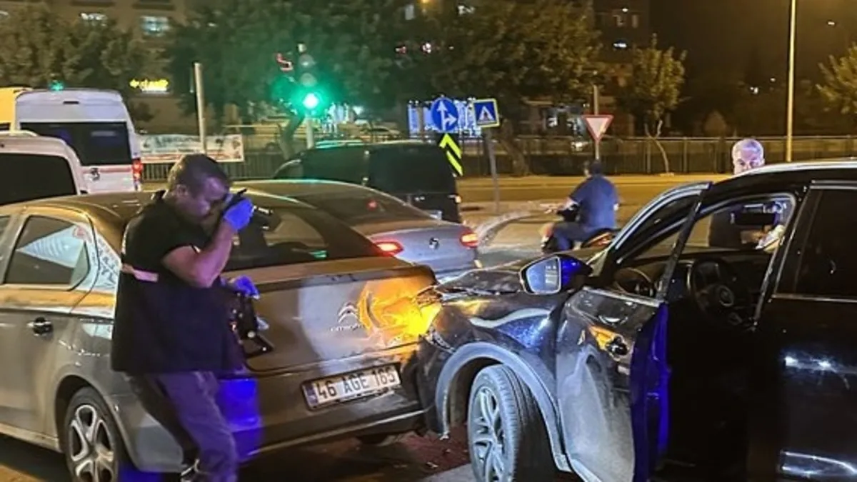 Adana'da silahlı saldırı! Kurşun yağdırıp kaçtılar