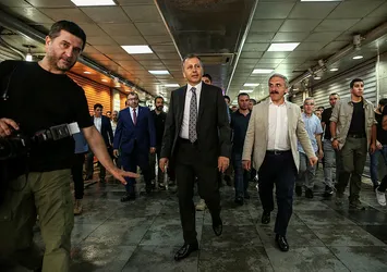 İstanbul Valisi'nden selden etkilenen esnafa müjde