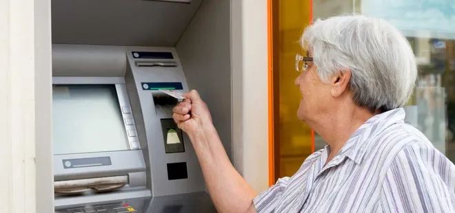 Emeklilerin özel bankalardaki promosyonu çileye dönüştü! Sayısız şart koşup ödemeleri geciktirdiler