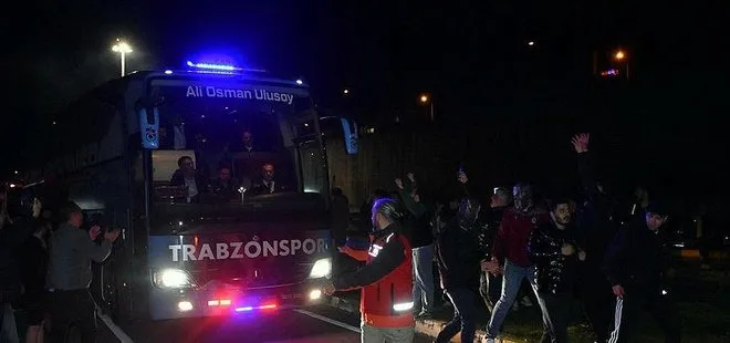 Taraftardan Trabzonspor’a coşkulu karşılama