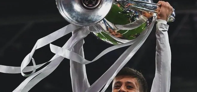 Real Madrid Şampiyonlar Ligi’ni kazandı! Arda Güler tarihe geçti | Şampiyonlar Ligi kupasını kaldıran ilk Türk futbolcu...