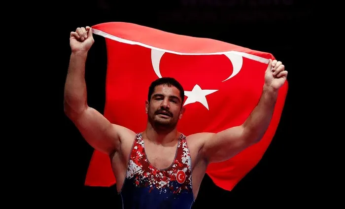 genclik-ve-spor-bakani-osman-askin-bak-paris-2024-olimpiyatlari-degerlendirmesi-federasyonlar-hesap-verecek-1723447597462.jpeg Taha Akgül