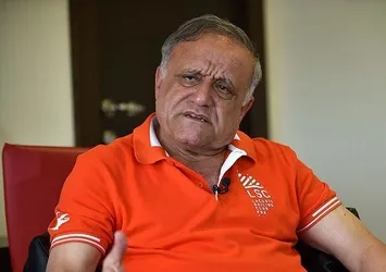 FETÖ 450 milyon dolarını yedi