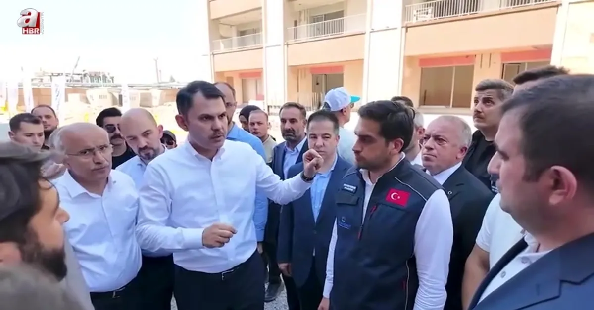 Bakan Kurum’dan deprem bölgesindeki müteahhitlere 24 saat uyarısı