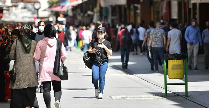 Prof. Dr. Yıldız’dan korkutan koronavirüs uyarısı: Kayseri’de günlük 5’e düşen vaka sayısı 100’ü geçti