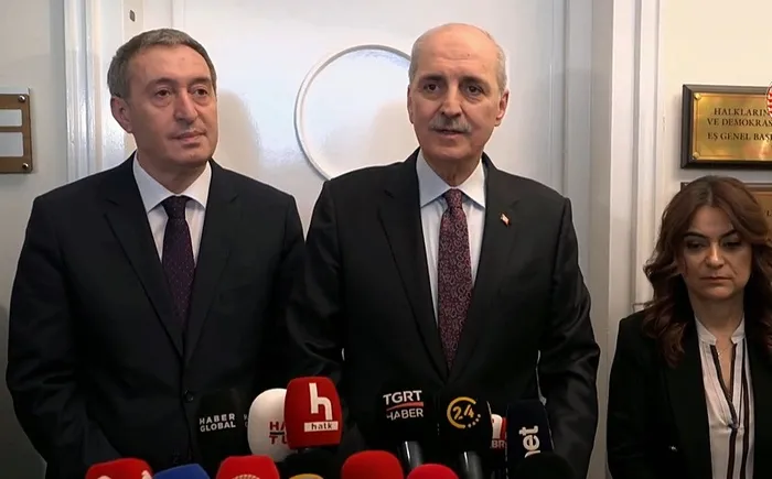 tbmm-baskani-kurtulmustan-parti-liderlerine-tesekkur-ziyareti-1771947189837.jpeg TBMM Başkanı Kurtulmuş'tan parti liderlerine teşekkür ziyareti! - 1