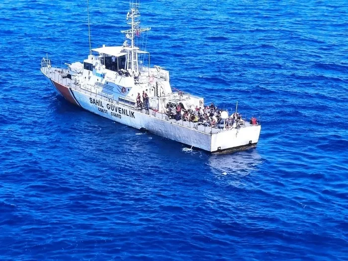 iste-yunanistanin-insanligi-olume-terk-ettigi-iki-kucuk-kardes-can-verdi-1663147584249.jpg Başkan Erdoğan’ın BM konuşmasında tarihi anlar! Asım ve Abdülvahap'ın acı hikayesini anlattı! "Yunan'a dur demenin vakti geldi" - 9