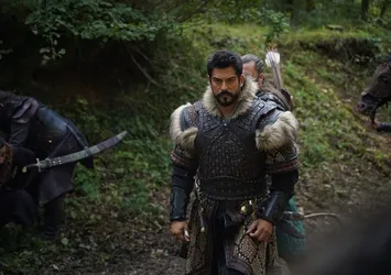 Kuruluş Osman’da Osman Bey Karesi Bey ve komutan Lucas’la karşı karşıya!