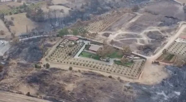 Manavgat'taki yangında önce kendi evini koruyan CHP'li Belediye Başkanı Şükrü Sözen'den skandal hamle! Evi için harekete geçti - 2