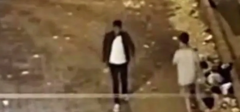 İstanbul’da akılalmaz olay! MOBESE'ye el sallayıp uyuşturucu satmışlar