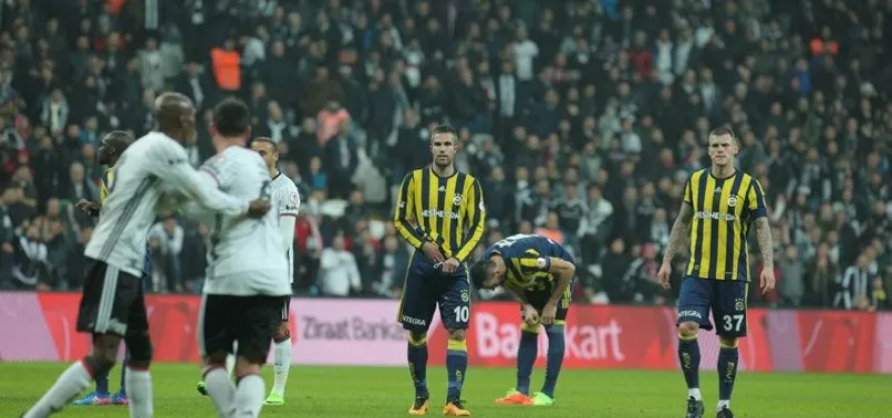 Robin van Persie'nin cezası 2 maça indirildi