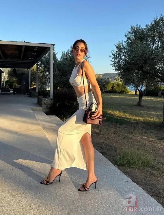 Cemre Baysel ameliyat sonrası paylaştı: "Biz neler atlattık" 3