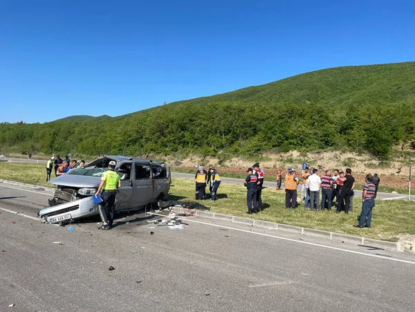 Tokat’ta katliam gibi kaza! 2 ölü, 12 yaralı