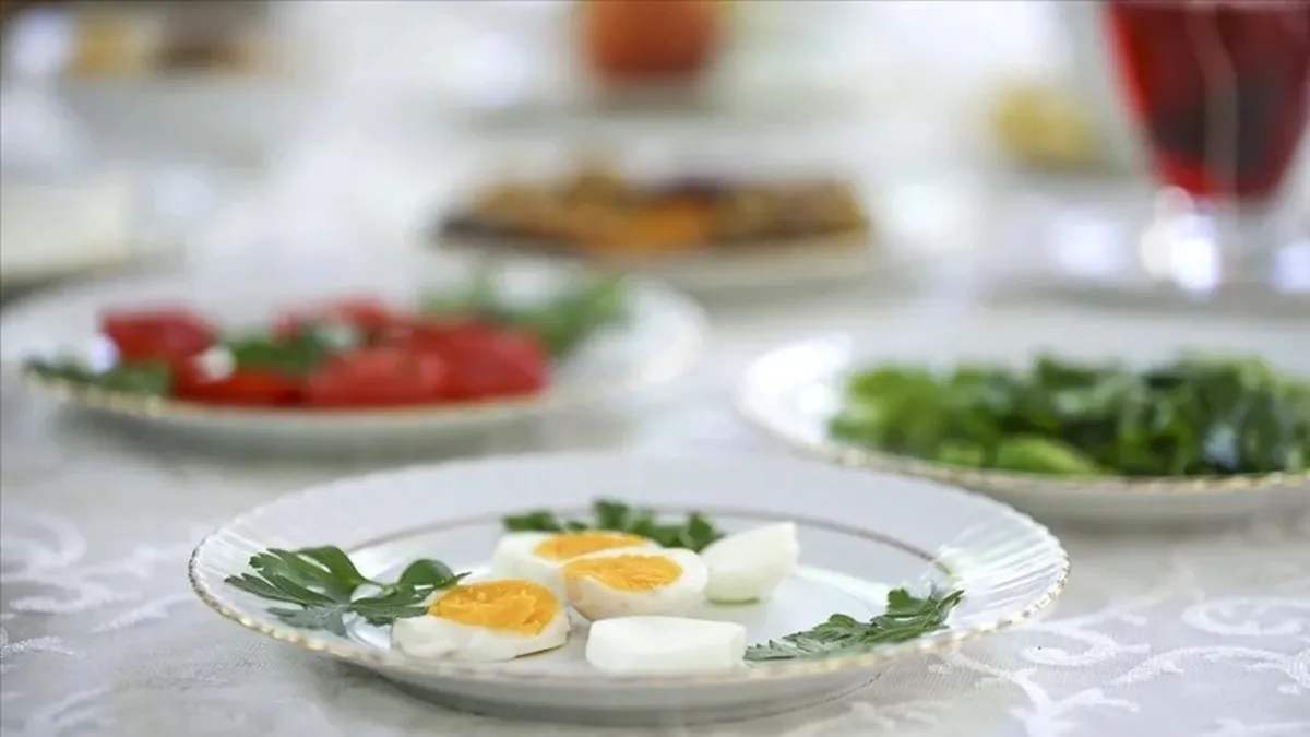 Ramazanda metabolizmayı hızlandıran yöntem! İftar ve sahurda bunları tüketin...