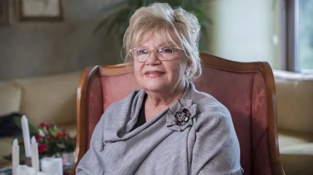 Nevra Serezli'den Hande Erçel'e tam destek: "Amerikan yıldızlarından farkı yok"