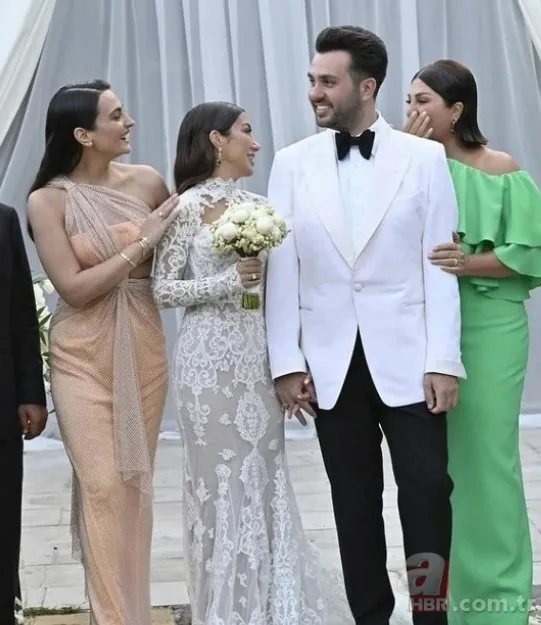 Sibel Can'ın eski eşi Hakan Ural'dan oğlu Engincan Ural ve Merve Kaya’nın ayrılık haberlerine yanıt! Gelinine laf ettirmedi! 23