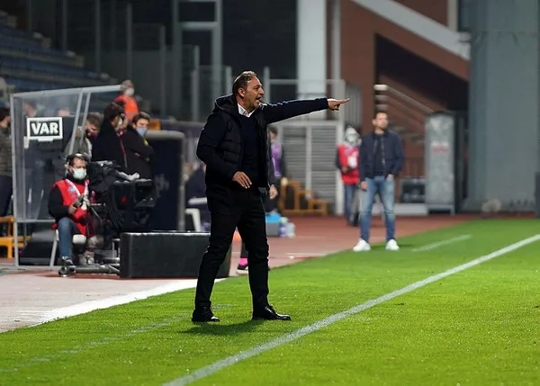 Son dakika: Fenerbahçe Kasımpaşa’yı 3-0 yendi