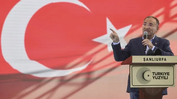 The Economist’in skandal 2023 kapağına tepki yağdı! Sosyal medyada gündem oldu! Ülkeme talimat verdiğiniz günler geride kaldı