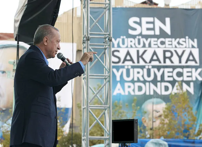 Başkan Recep Tayyip Erdoğan'dan Sakarya'da 6'lı masaya eleştiri! "El atına binen tez iner" - 6