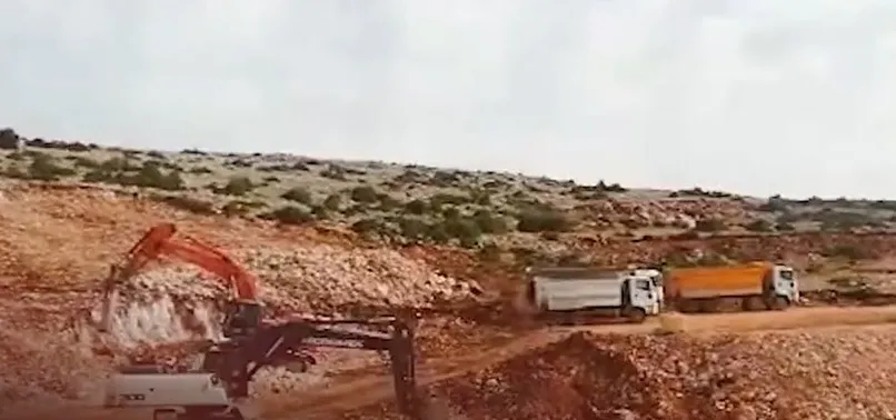 TOKİ konutları için ilk kazma vuruldu! Depremzedelerin evlerinin yeniden inşasına başlanıyor! Bakan Kurum görüntüleri paylaştı...