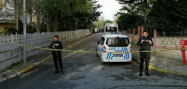 Yine "Siyanür" dehşeti! Bakırköy'de bir evde 1'i çocuk 3 kişinin cansız bedeni bulundu - 3