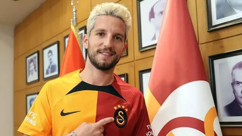 Galatasaray yeni 10 numarasını duyurdu