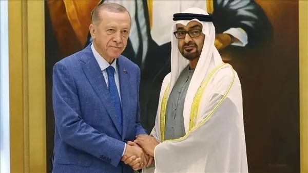 baskan-erdogan-bae-devlet-baskani-al-nahyan-ile-gorustu-turkiyeye-davet-etti-1710186960981.jpeg Başkan Erdoğan BAE Devlet Başkanı Al Nahyan ile görüştü: Türkiye'ye davet etti - 2
