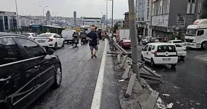 D-100’de trafiği durduran kaza