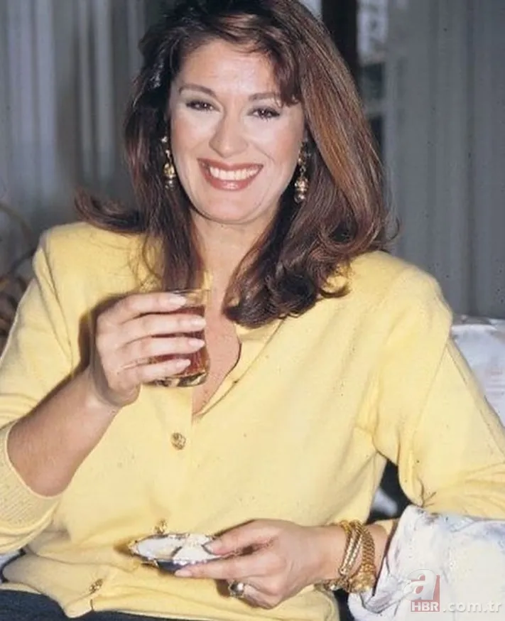 İlker İnanoğlu'nun kardeşi meğer... Yeşilçam'ın yıldızı Gülşen Bubikoğlu'nun kızı bakın kiminle evliymiş! 5