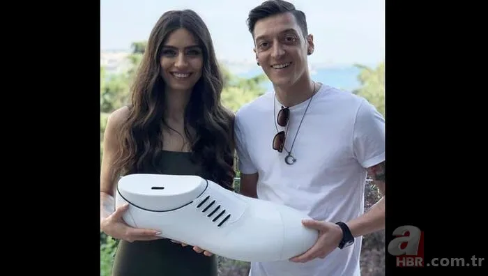 Mesut Özil koleksiyonunu genişletti! Eşi ve kendisi için kesenin ağzını açtı 10