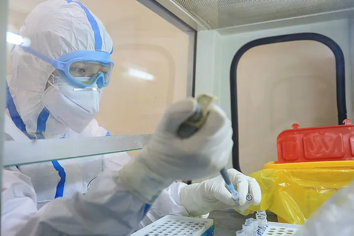 3 İngiliz profesör 'Kovid-19 ilacını bulduk' dediler şirketin hisseleri yüzde 540 arttı - 3