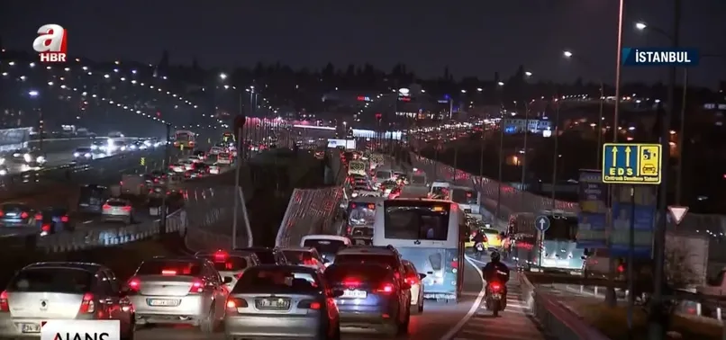 İstanbul'da trafik çilesi katlanıyor