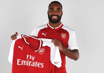 Lacazette, rekor bonservis bedeliyle Arsenal'de