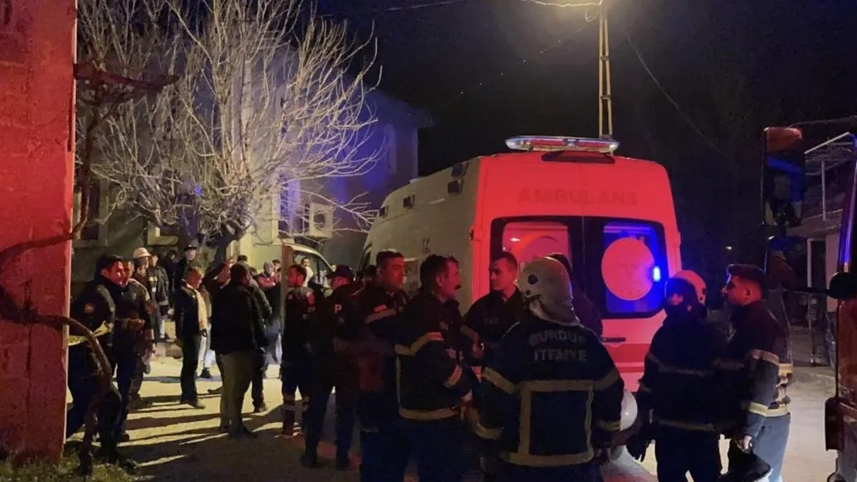 Yaşlı adam evinde yanmış halde ölü bulundu