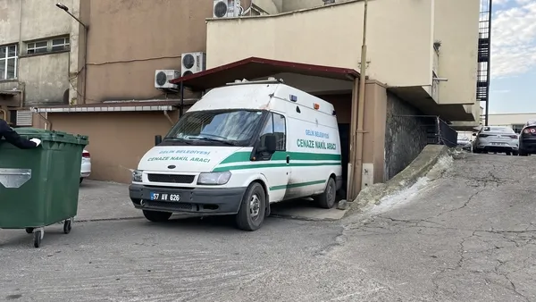 zonguldakta-dehsete-dusuren-olay-kayip-mudurun-okulda-cesedi-bulundu-1639382789123.jpg Zonguldak’ta dehşete düşüren olay! Kayıp müdürün okulda cesedi bulundu - 1