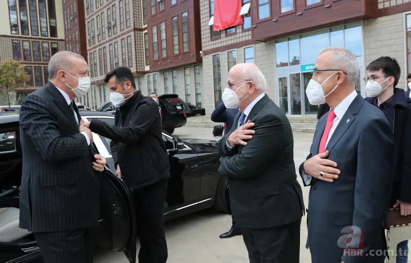 Başkan Erdoğan baba ocağı Rize'de! Ahmet Erdoğan Camii'nin açılışını gerçekleştirdi 18