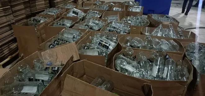 Kocaeli’de ’kaçak etil alkol’ baskını: 3,5 milyon liralık malzeme ele geçirildi